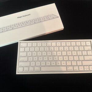 Apple Magic Keyboard with Touch ID and Numeric Keypad